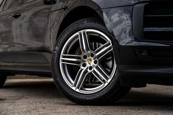 2020 Porsche Macan 95B