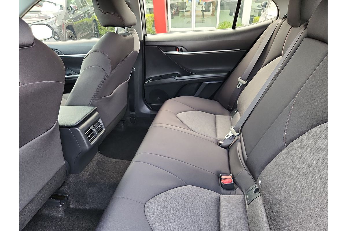 2020 Toyota Camry Ascent Sport AXVH71R