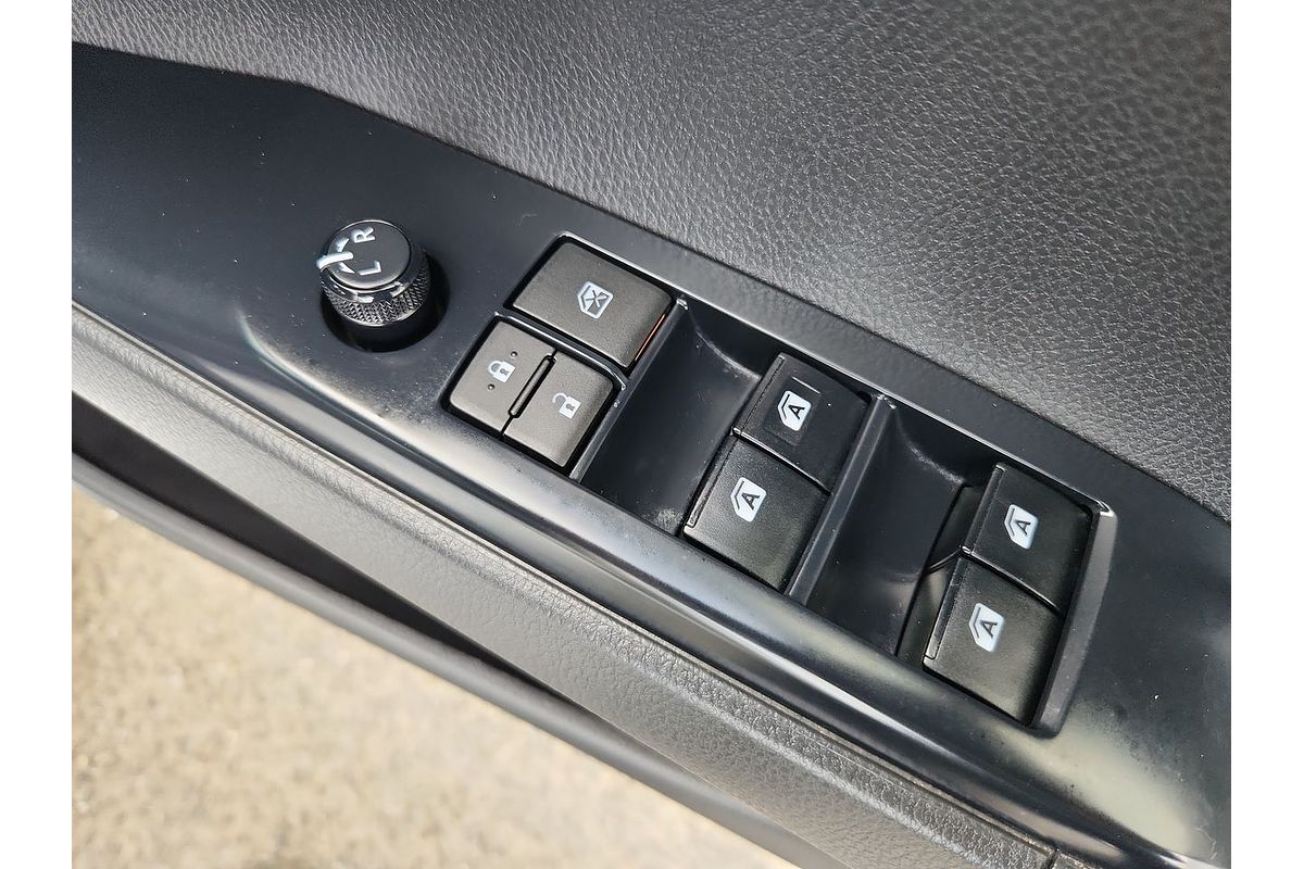 2020 Toyota Camry Ascent Sport AXVH71R