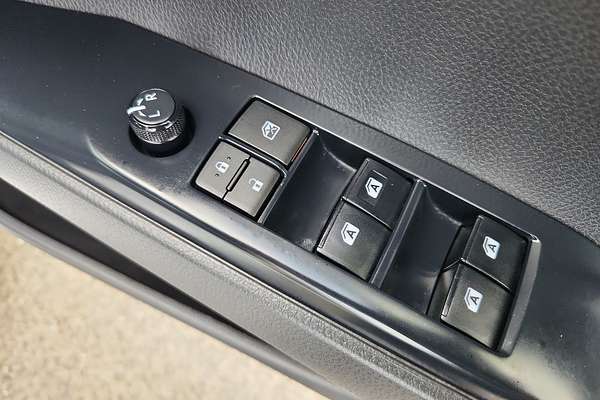 2020 Toyota Camry Ascent Sport AXVH71R