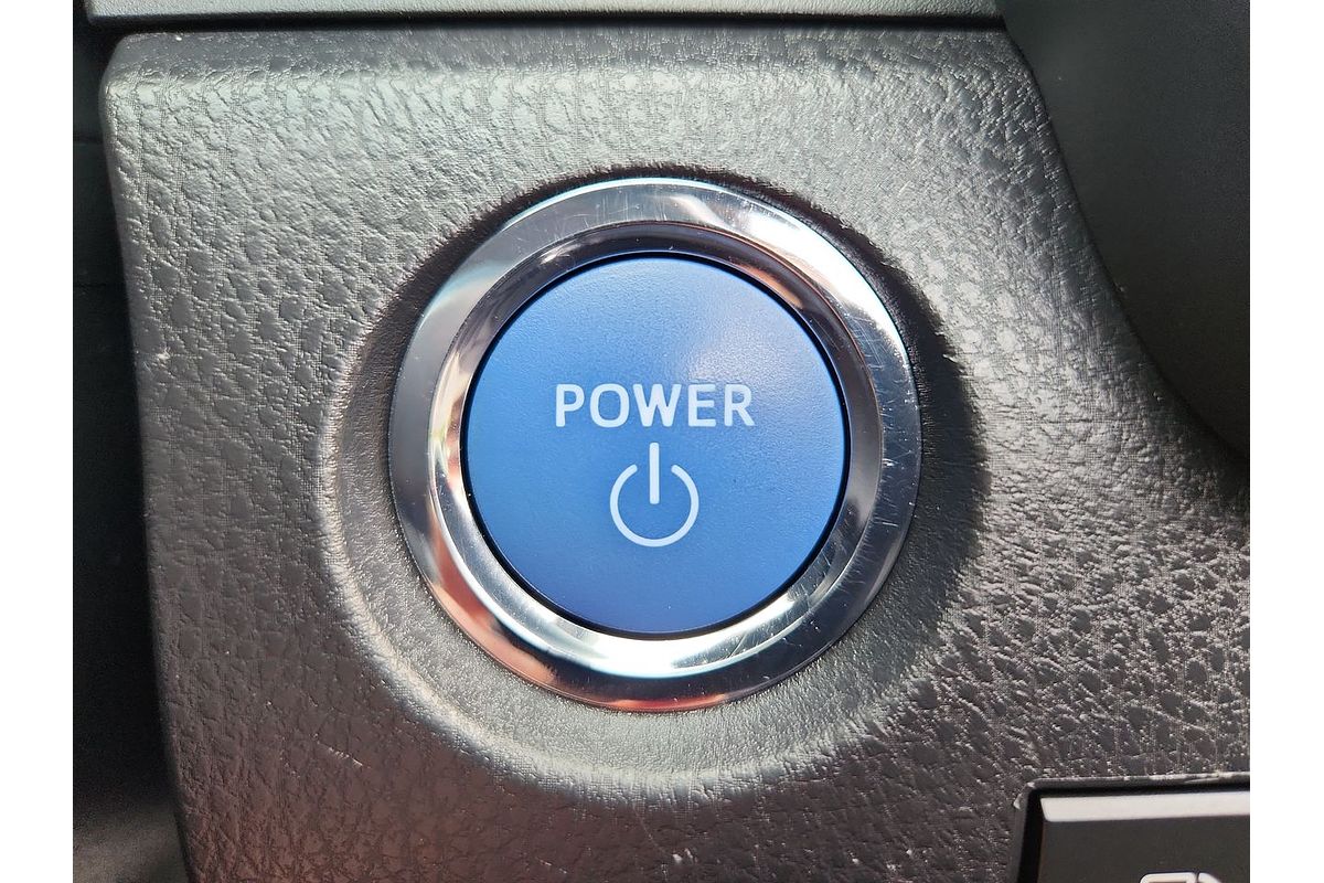 2020 Toyota Camry Ascent Sport AXVH71R