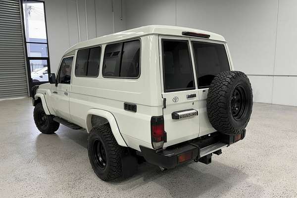 2013 Toyota Landcruiser Workmate Troopcarrier VDJ78R