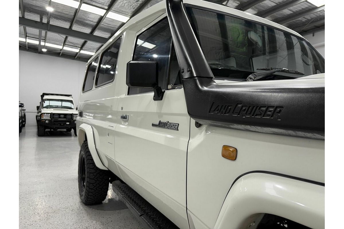 2013 Toyota Landcruiser Workmate Troopcarrier VDJ78R