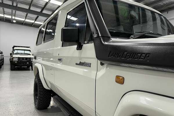 2013 Toyota Landcruiser Workmate Troopcarrier VDJ78R