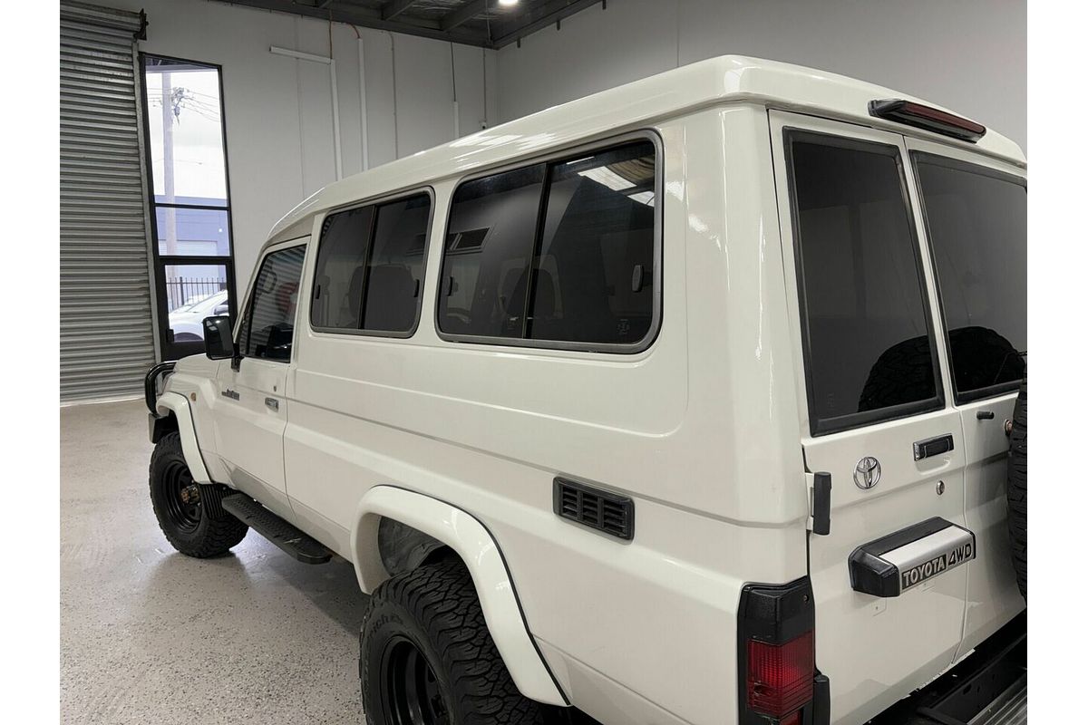 2013 Toyota Landcruiser Workmate Troopcarrier VDJ78R