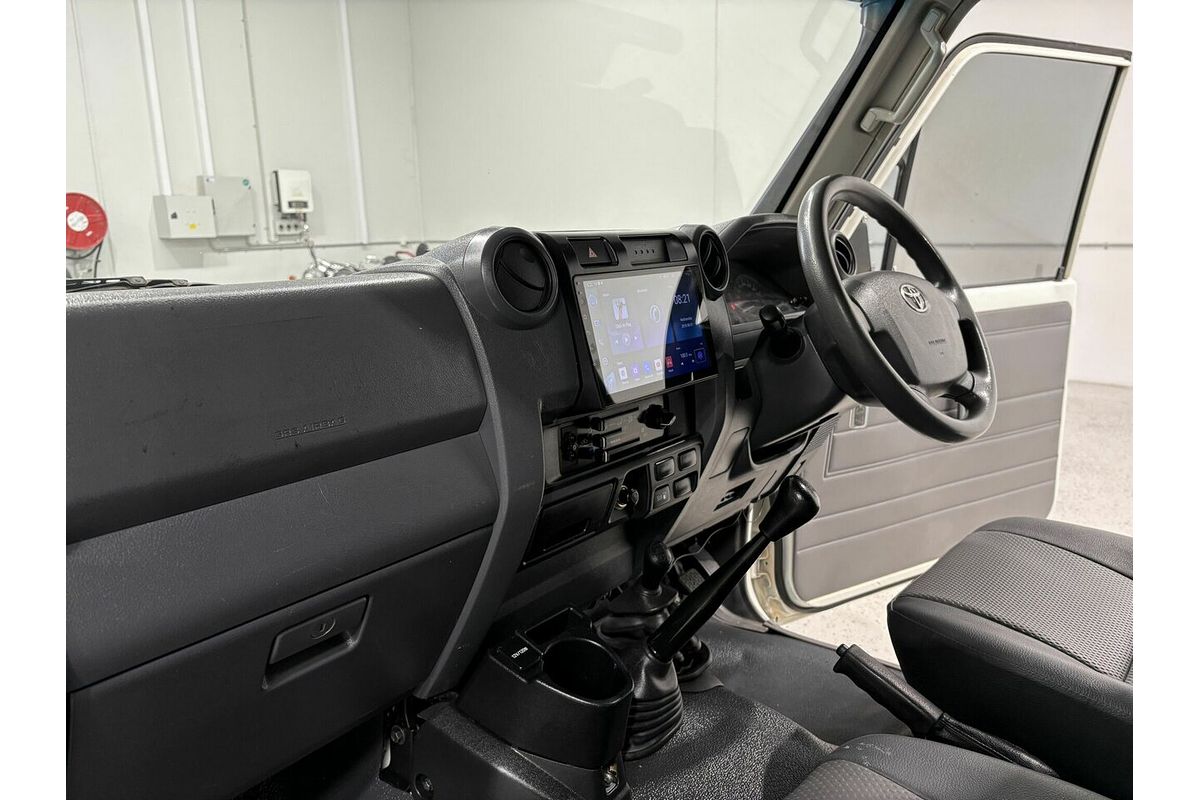 2013 Toyota Landcruiser Workmate Troopcarrier VDJ78R