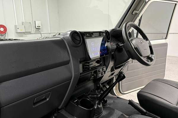 2013 Toyota Landcruiser Workmate Troopcarrier VDJ78R