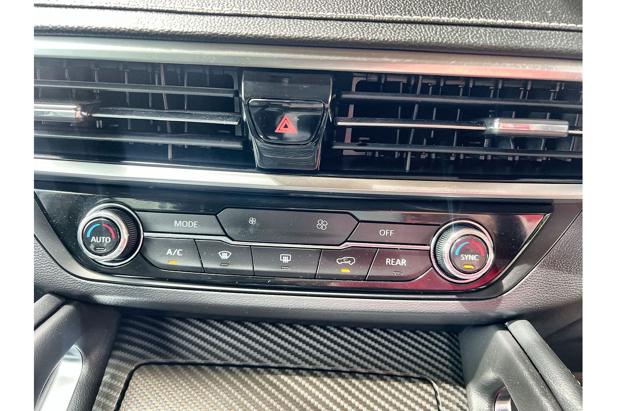 2022 LDV D90 Executive SV9A