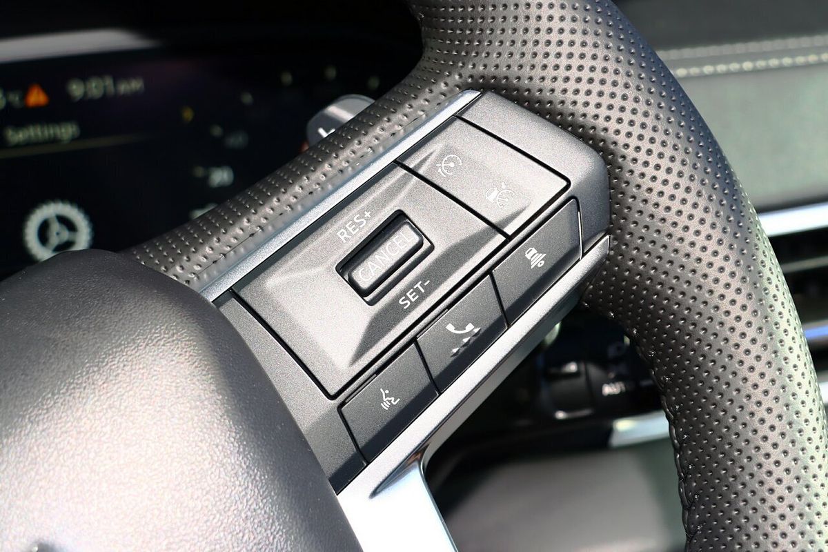 2025 Mitsubishi Outlander LS ZM