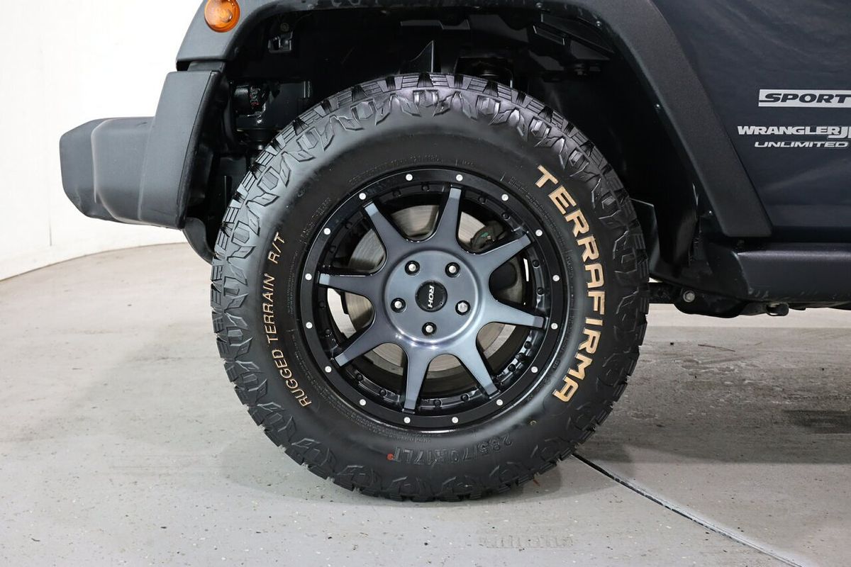 2018 Jeep Wrangler Unlimited Sport JK
