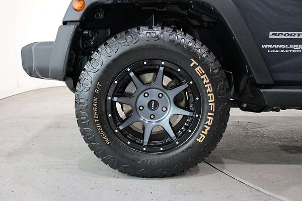 2018 Jeep Wrangler Unlimited Sport JK