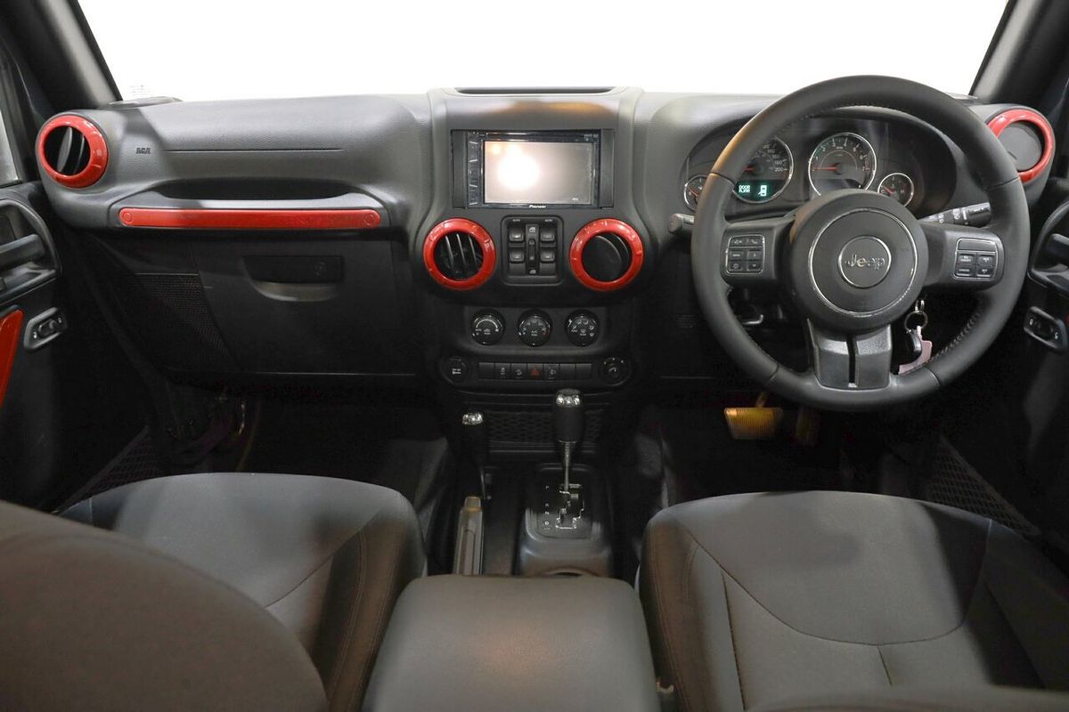 2018 Jeep Wrangler Unlimited Sport JK
