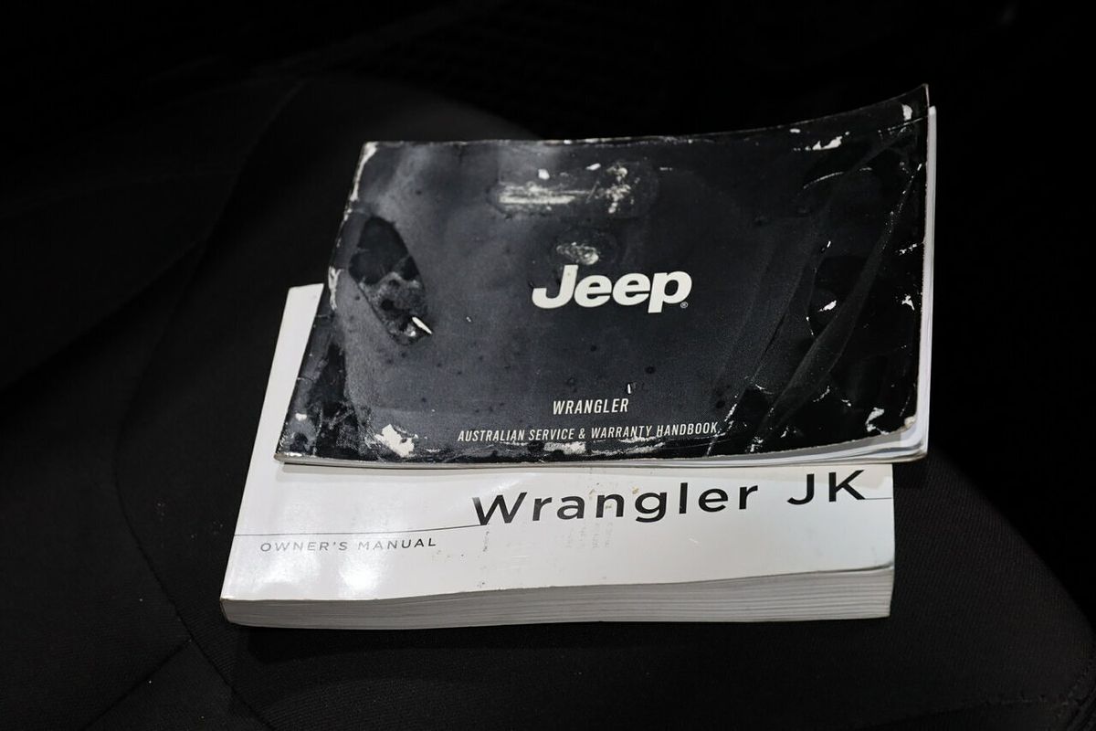 2018 Jeep Wrangler Unlimited Sport JK