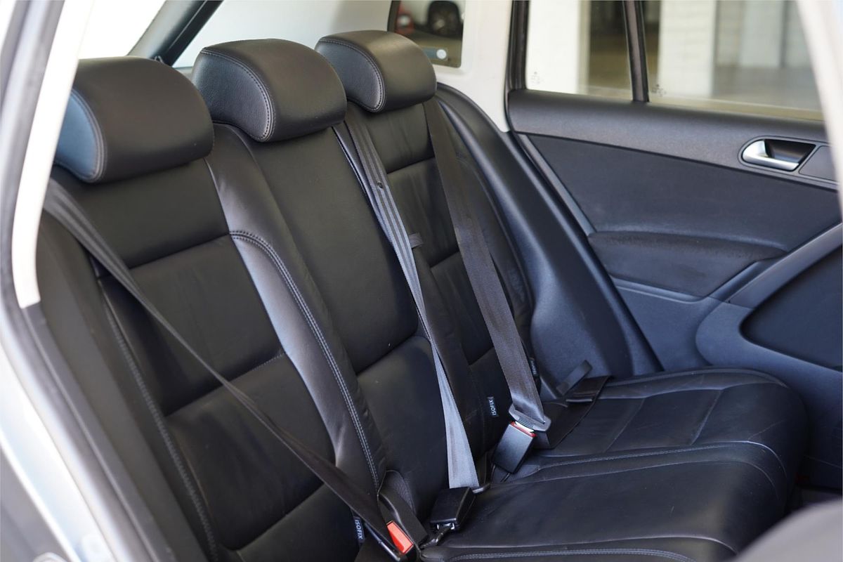 2012 Volkswagen Tiguan 132TSI Pacific 5N