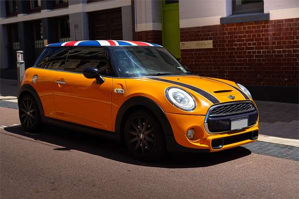 2015 MINI Hatch Cooper S F56