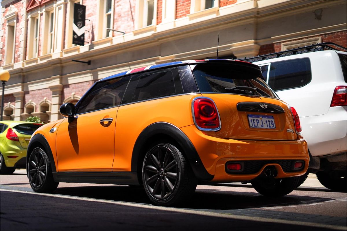 2015 MINI Hatch Cooper S F56