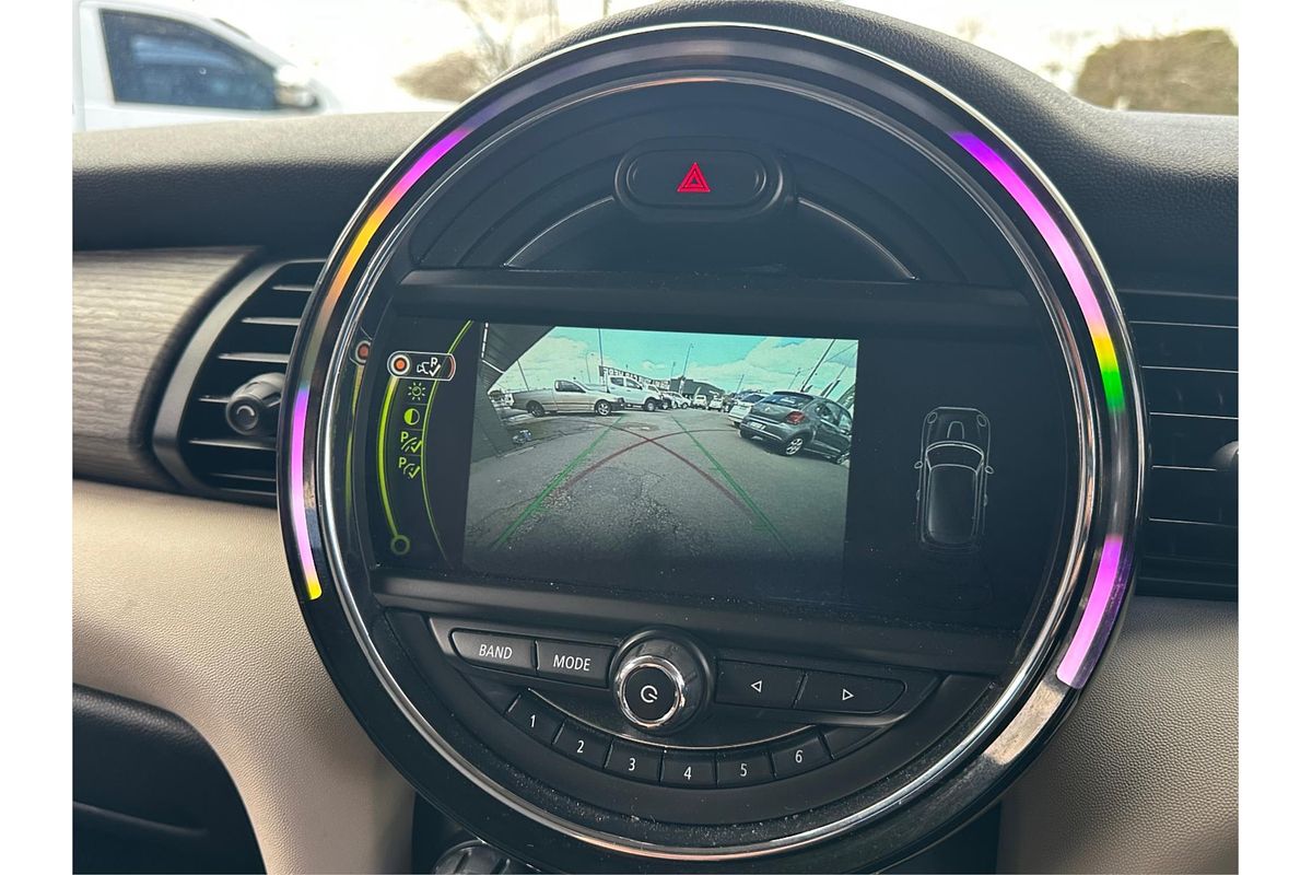 2015 MINI Hatch Cooper F56