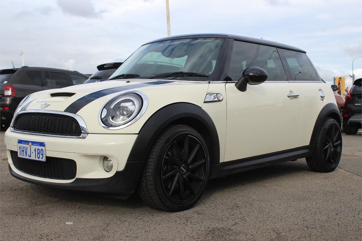 2008 MINI Hatch Cooper S R56