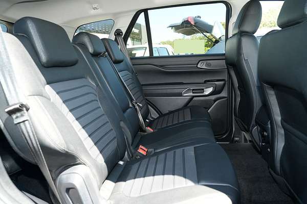2025 Ford Everest Sport 2.0L