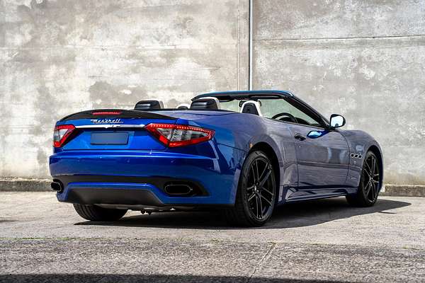 2016 Maserati GranCabrio Sport M145