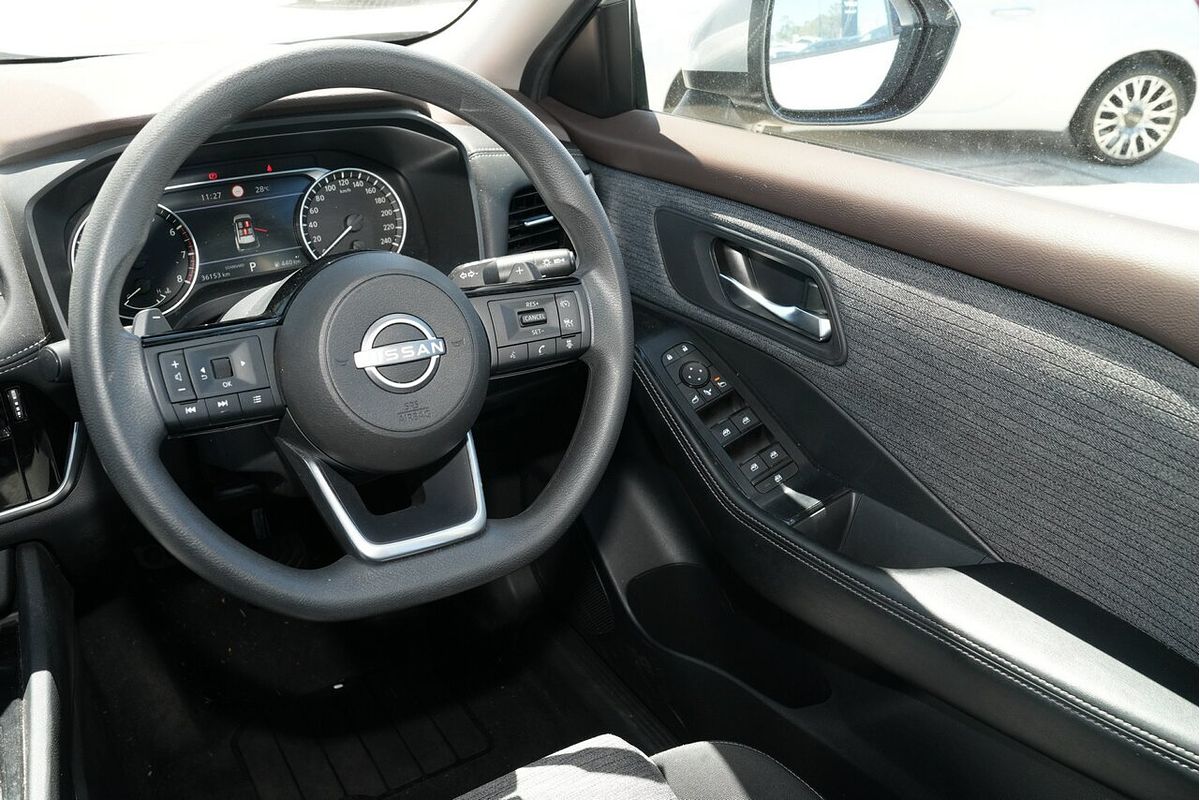 2023 Nissan X-TRAIL ST T33