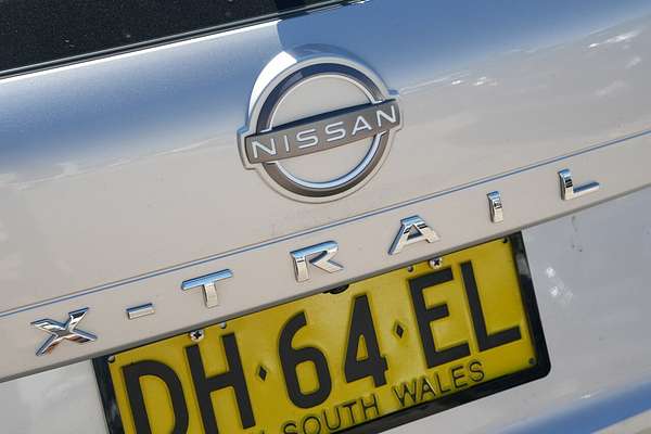 2023 Nissan X-TRAIL ST T33