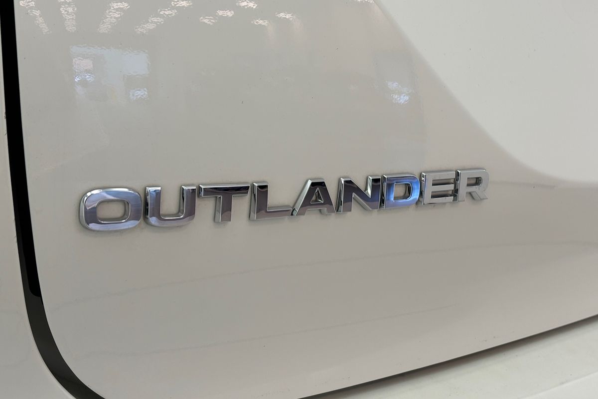 2024 Mitsubishi Outlander Aspire ZM