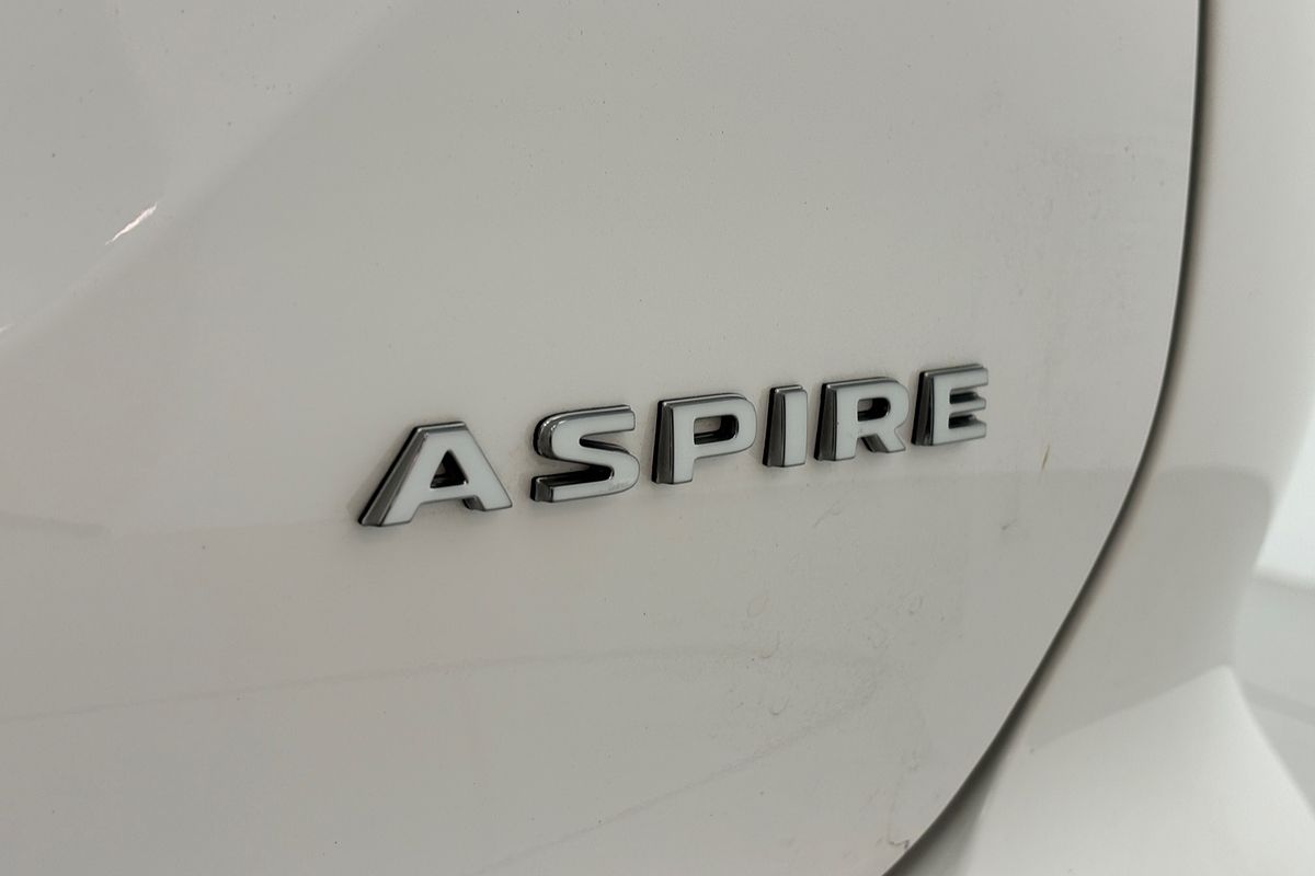 2024 Mitsubishi Outlander Aspire ZM