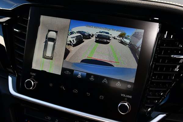 2025 Isuzu MU-X LS-T