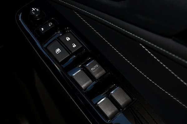 2025 Isuzu MU-X LS-T