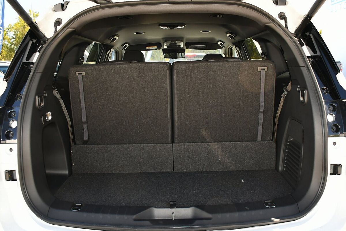 2025 Isuzu MU-X LS-T