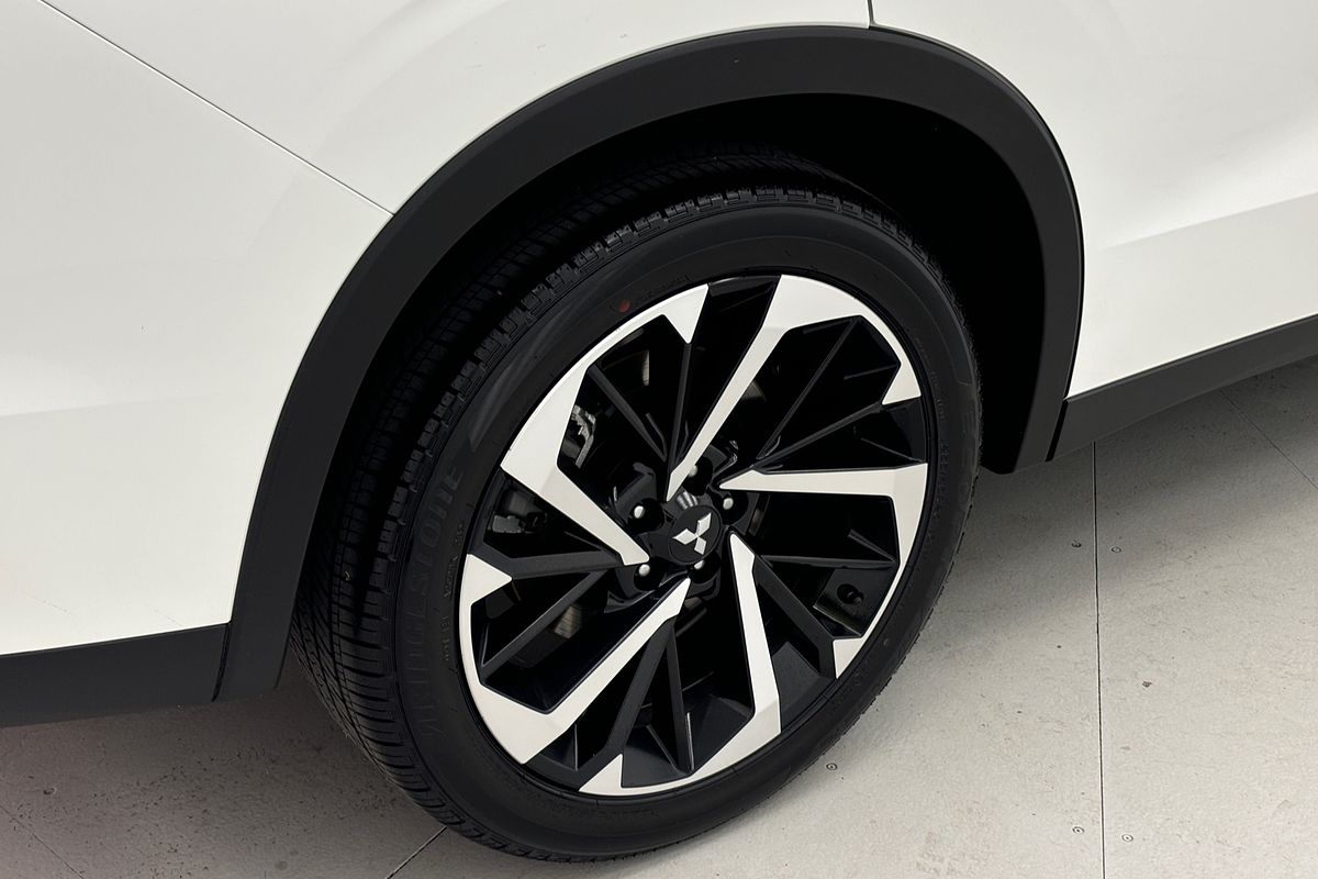 2024 Mitsubishi Outlander Aspire ZM