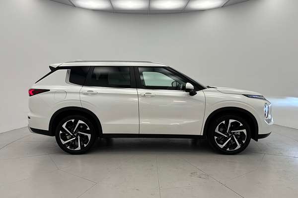 2024 Mitsubishi Outlander Aspire ZM