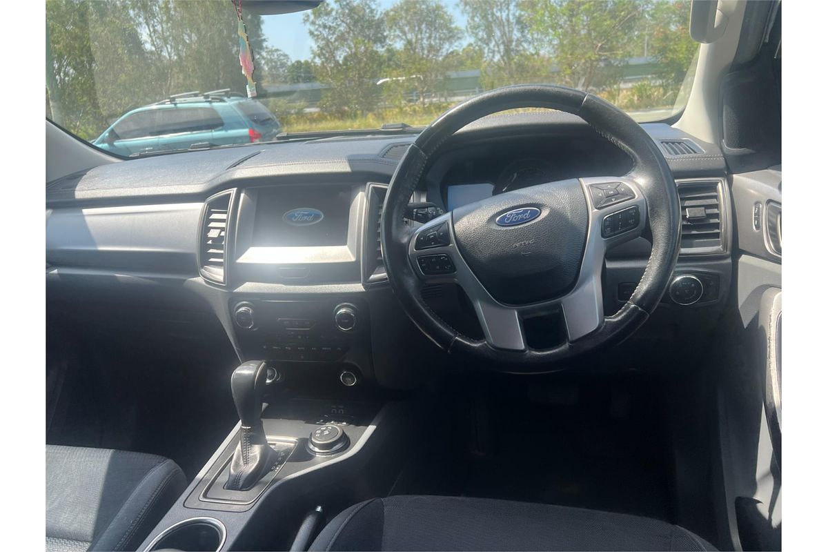 2017 Ford Everest Trend UA