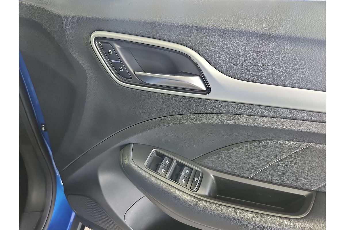 2019 MG ZS Essence AZS1