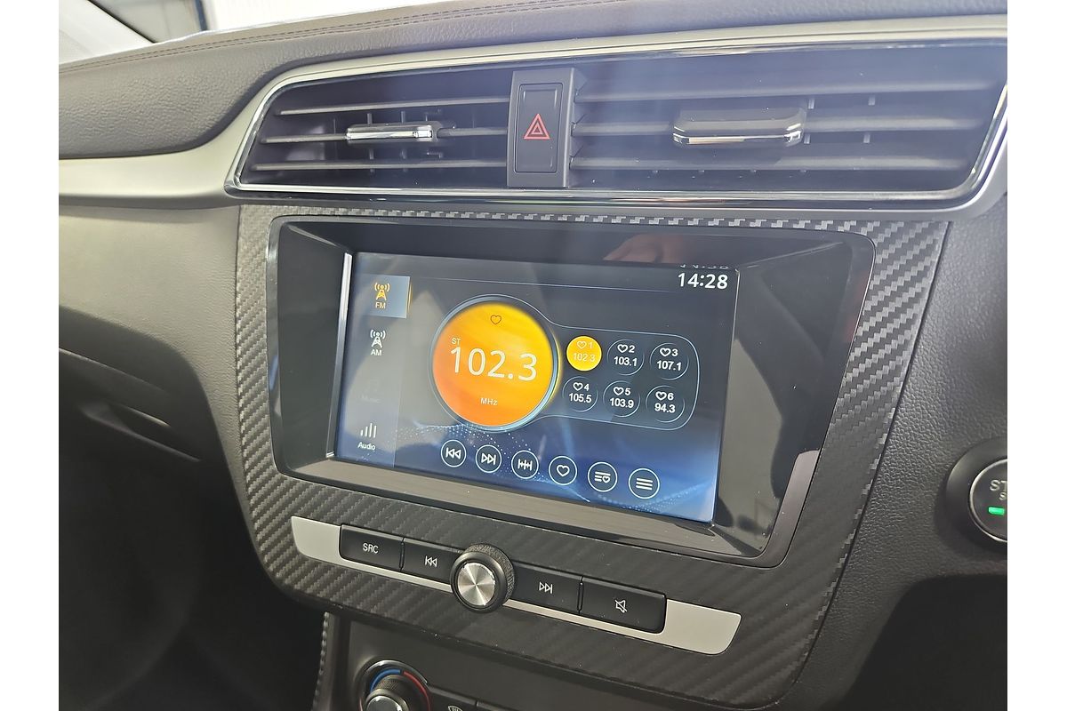 2019 MG ZS Essence AZS1