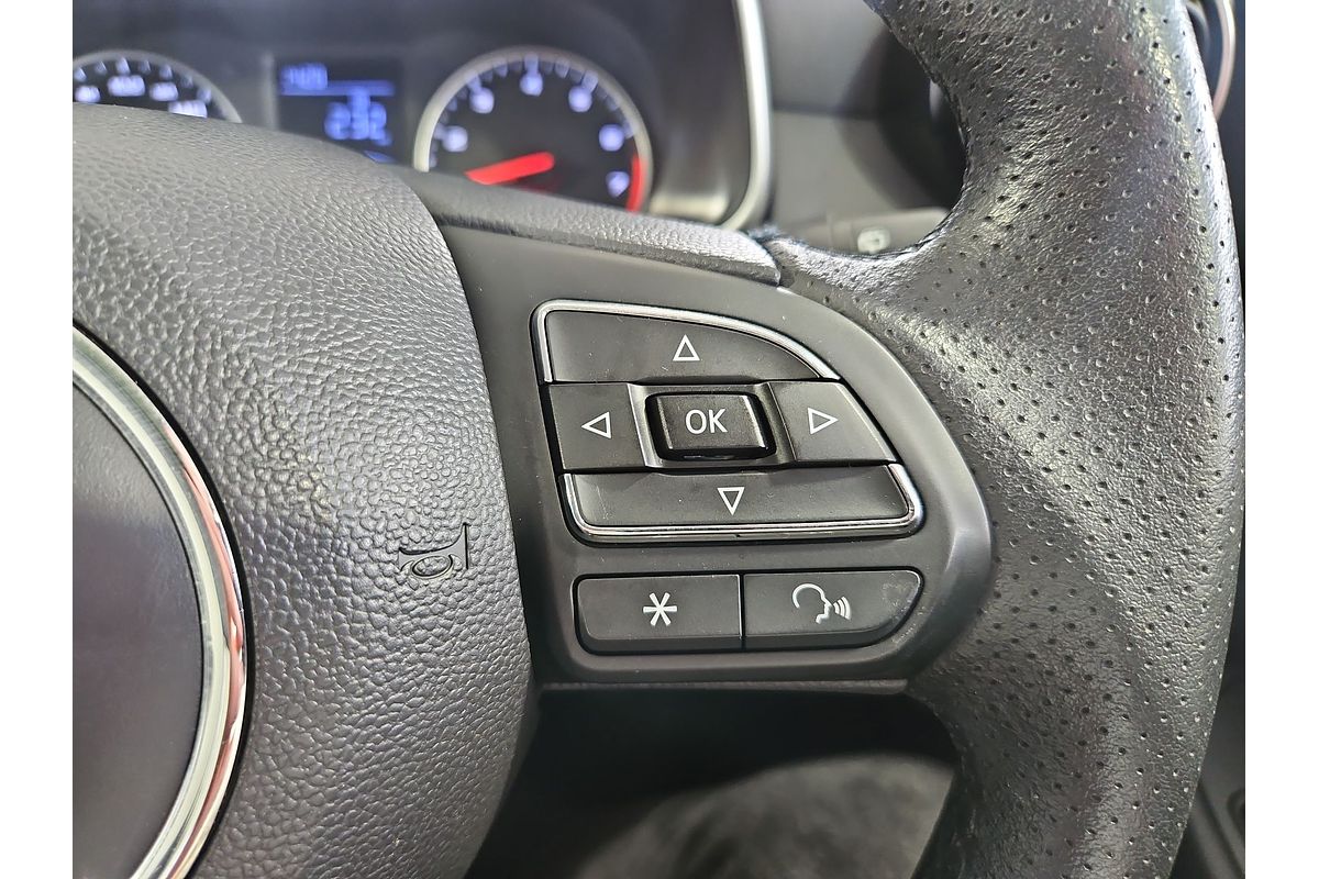 2019 MG ZS Essence AZS1