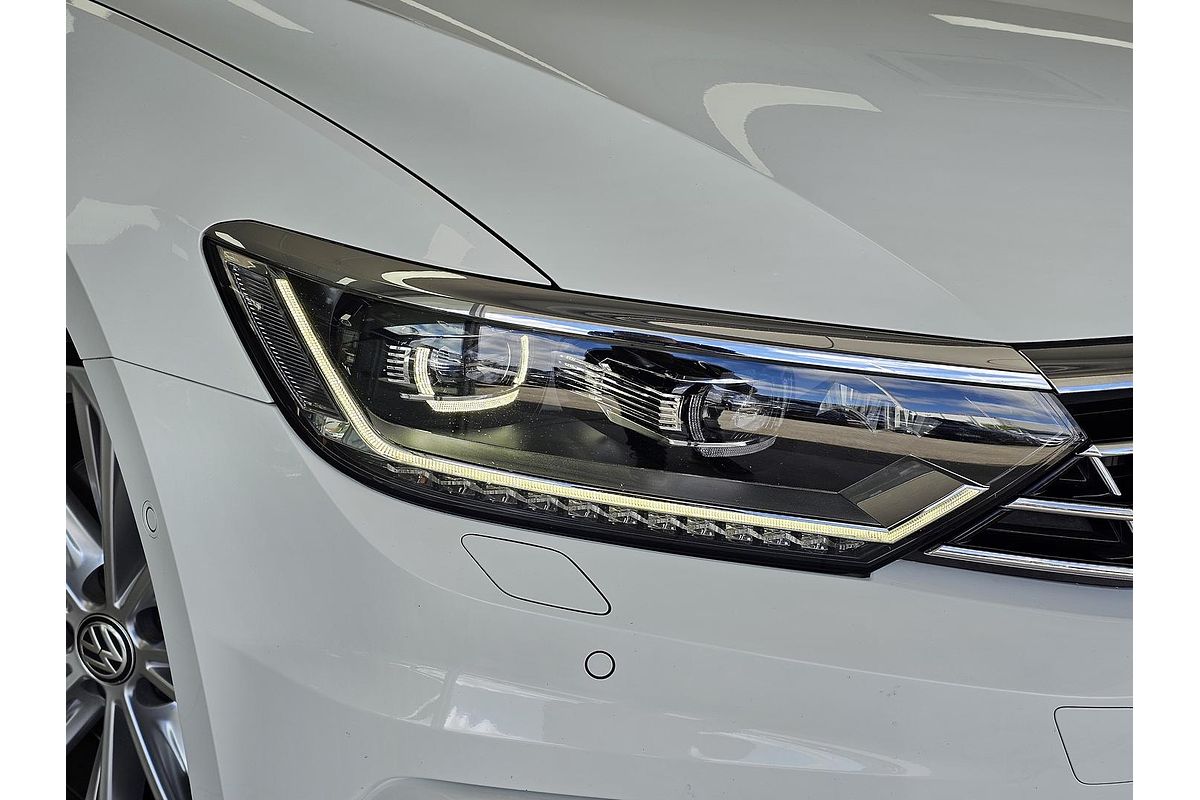 2019 Volkswagen Passat 206TSI R-Line B8