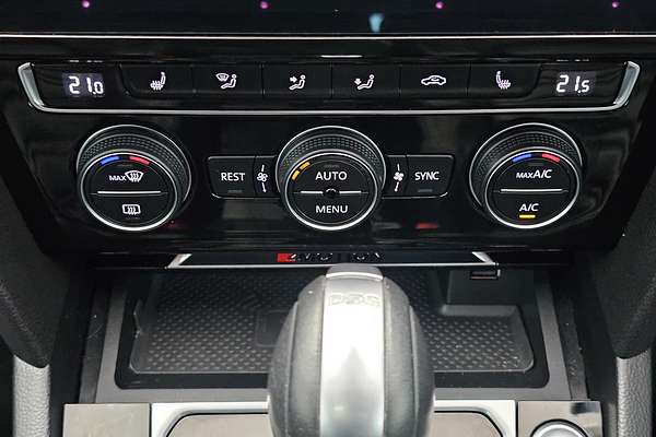 2019 Volkswagen Passat 206TSI R-Line B8