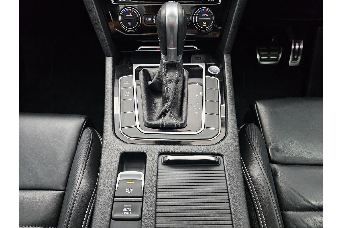 2019 Volkswagen Passat 206TSI R-Line B8