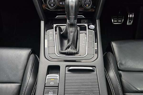 2019 Volkswagen Passat 206TSI R-Line B8