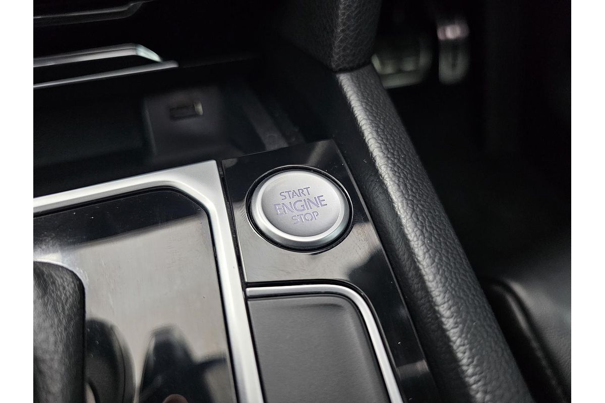 2019 Volkswagen Passat 206TSI R-Line B8