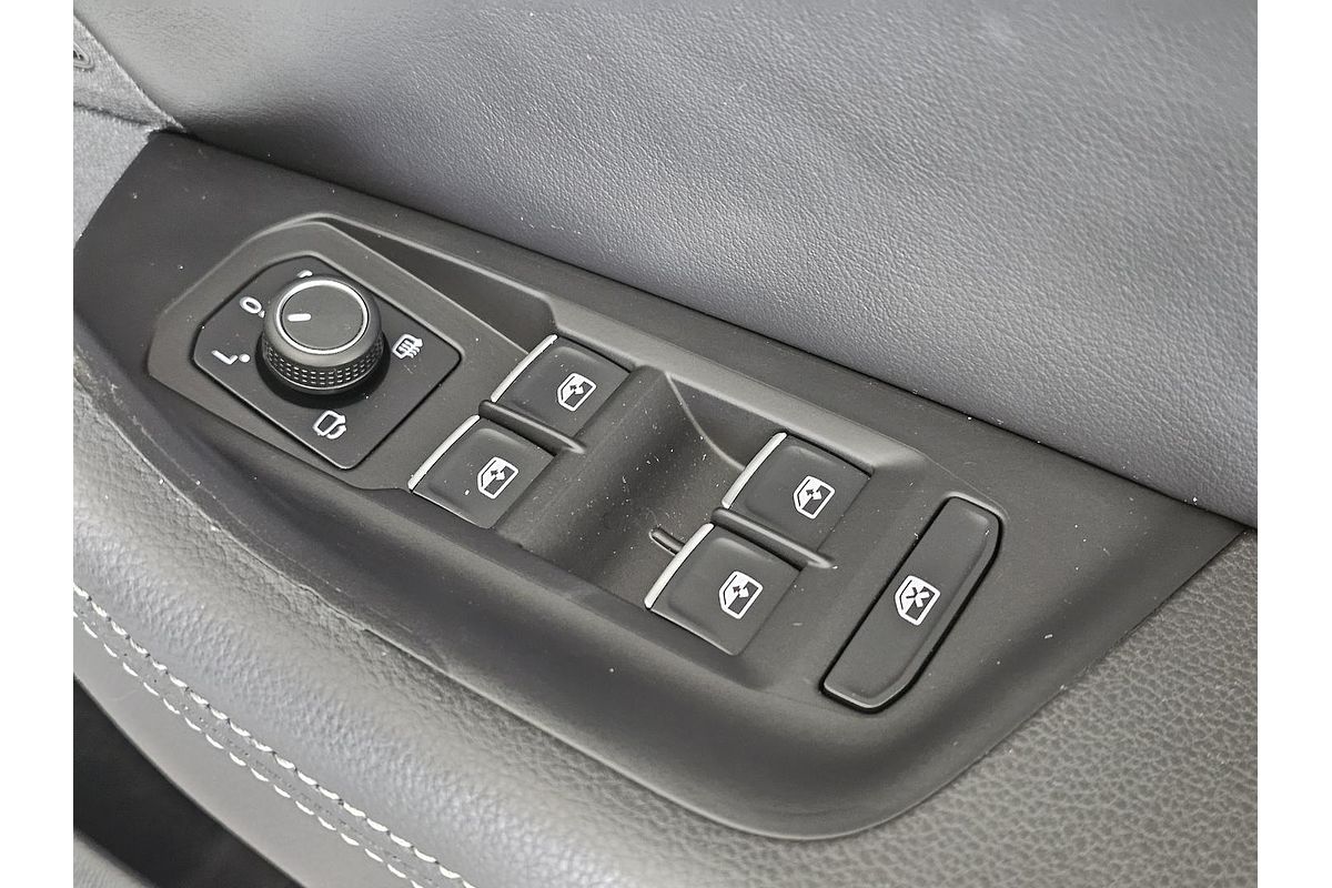 2019 Volkswagen Passat 206TSI R-Line B8