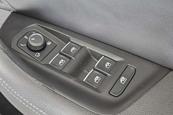 2019 Volkswagen Passat 206TSI R-Line B8