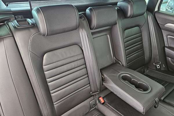 2019 Volkswagen Passat 206TSI R-Line B8