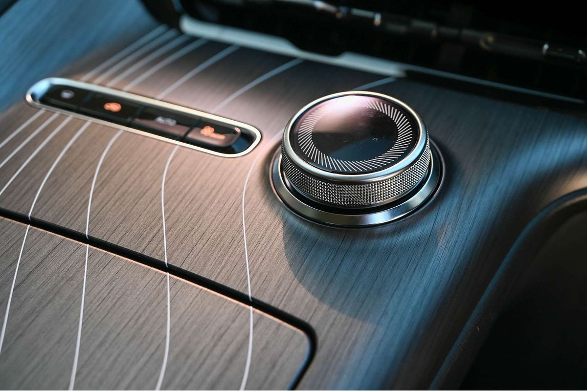 2025 Geely Starray EM-i Inspire P145