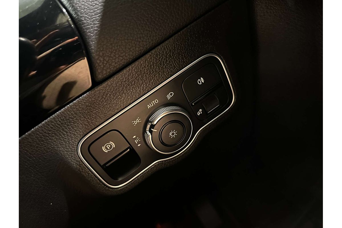 2021 Mercedes-Benz GLA-Class GLA200 H247