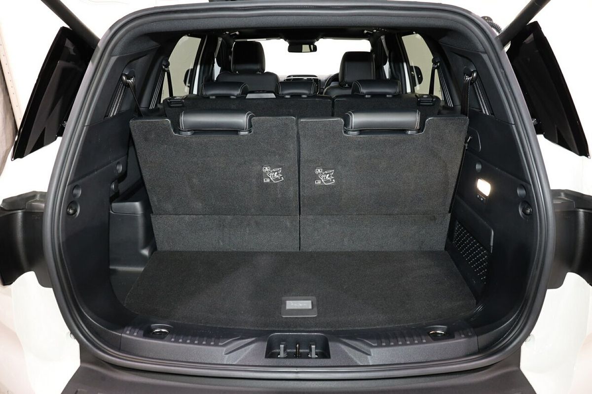 2023 Ford Everest Platinum 3.0L