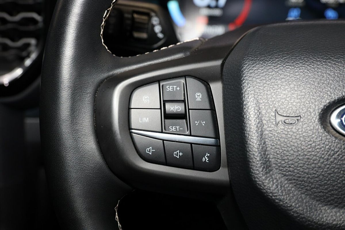 2023 Ford Everest Platinum 3.0L