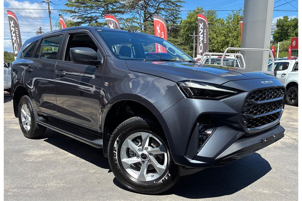 2025 Isuzu MU-X LS-M